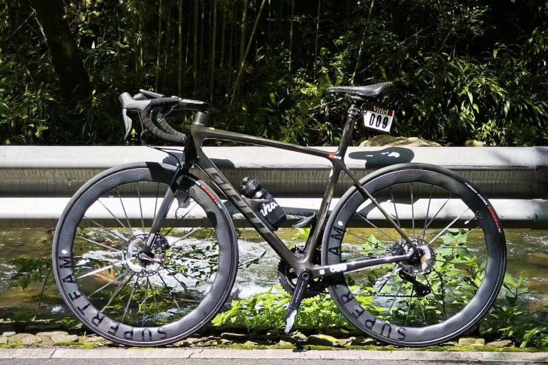 Power and Cadence: What Your Wheelset Choice Says About Your Training Style