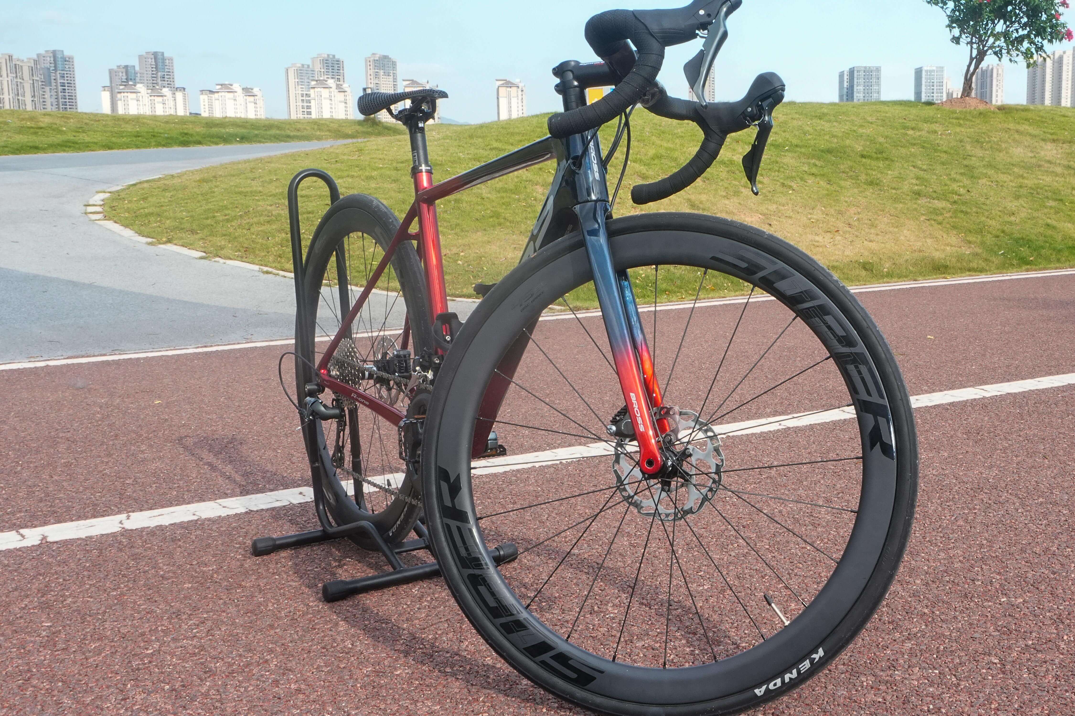 Why Carbon Wheels Feel Different in Winter