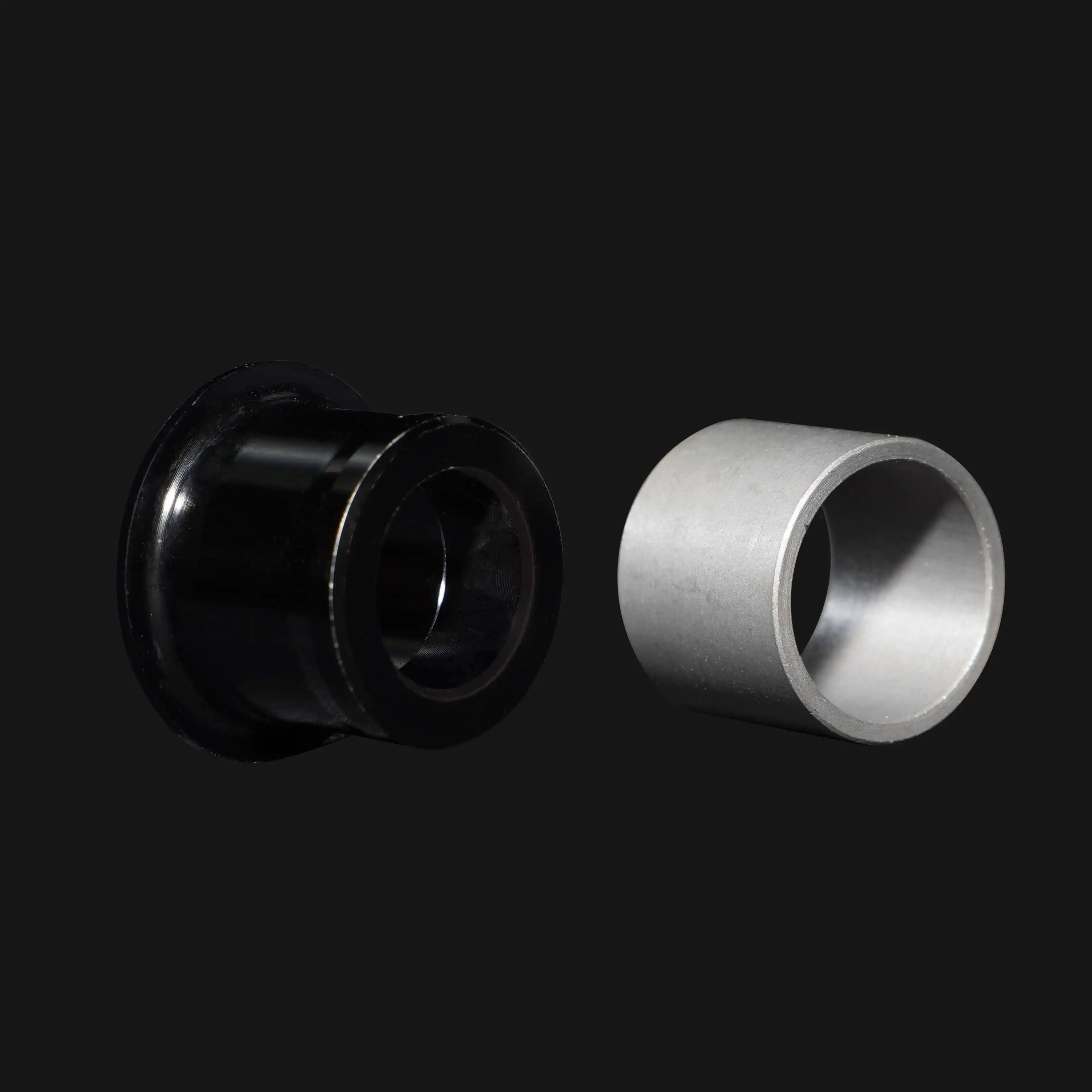 A Pair Of End Cap Disc Break Thru Axle - Superteam Wheels
