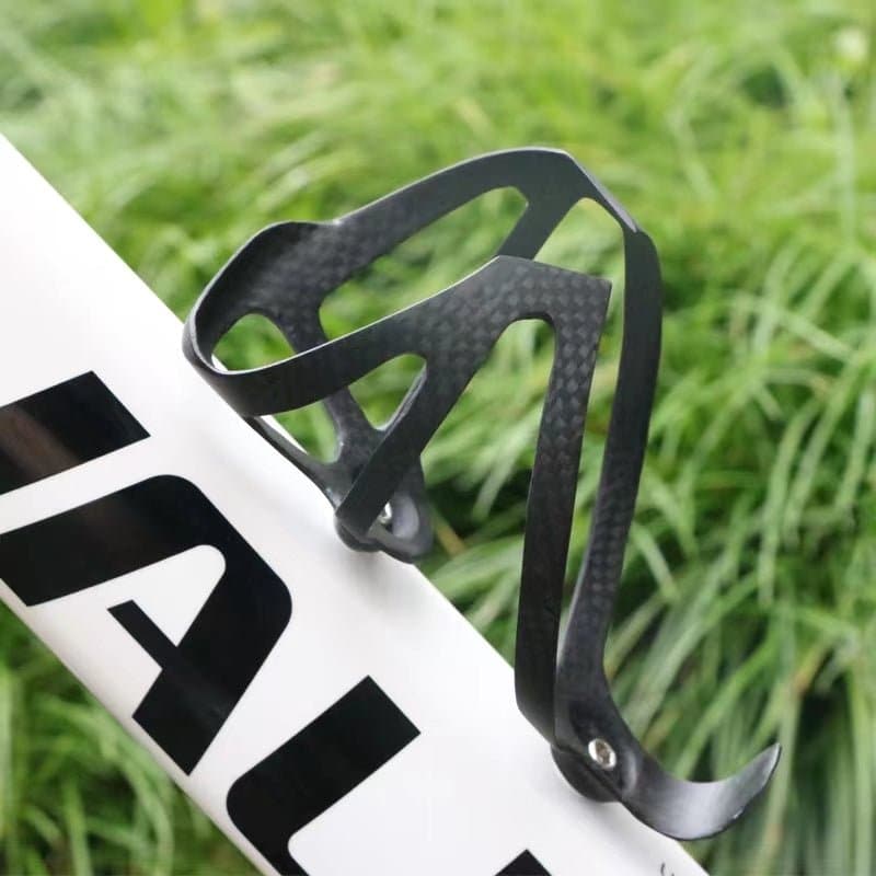 Carbon bike bottle online holder