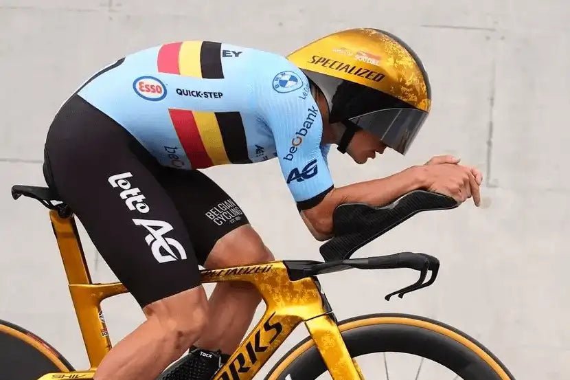 With an average speed of 52.1 KM/H, Evenepoel defends the ITT rainbow jersey of the World Championships! - Superteam Wheels