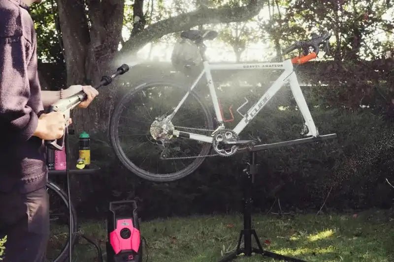 Cleaning and maintenance of road bikes - Superteam Wheels