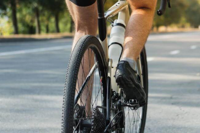 How to Avoid Flat Tires? Practical Protection and Tire Inspection Tips