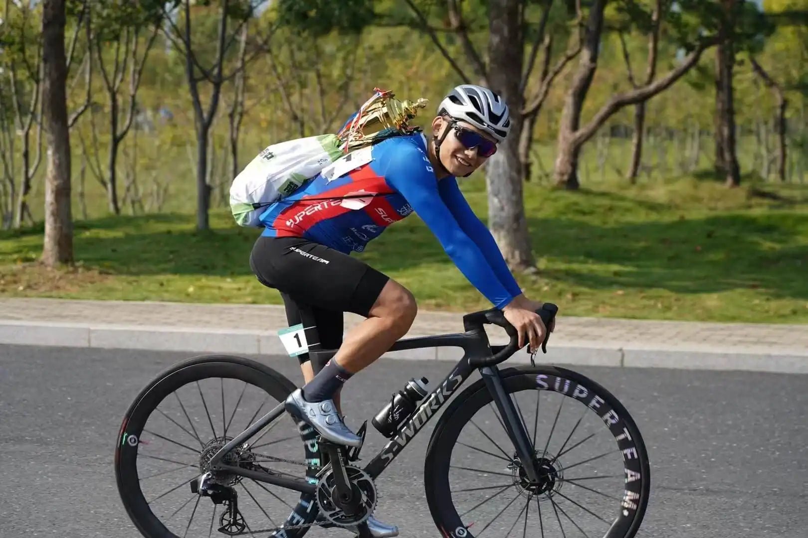 What makes cyclists stronger? - Superteam Wheels